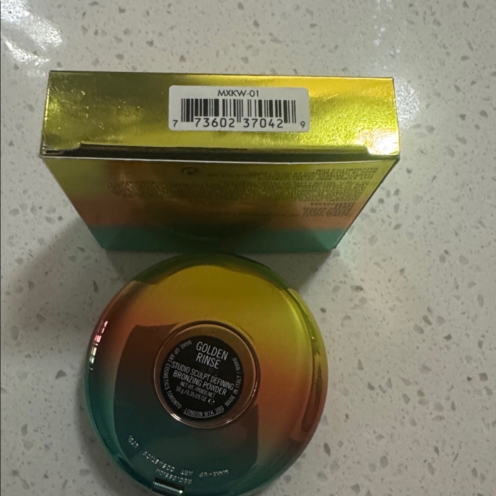 MAC Cosmetics Studio Sculpt Bronzing Powder - Picture 4 of 5